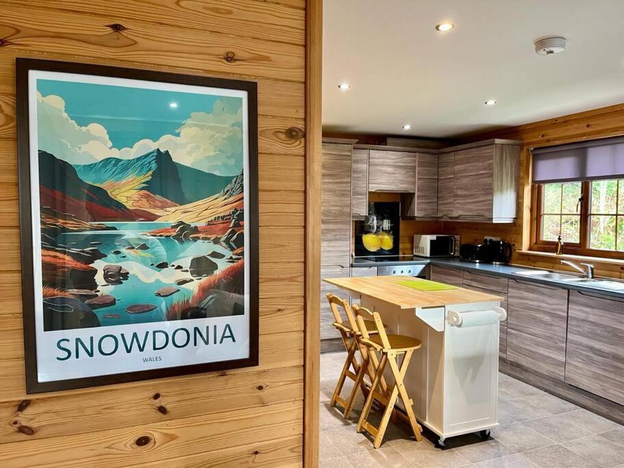 Artro Lodge Luxury 3 Bedroom, 3 Bathroom & Hot Tub Llanbedr  Exteriér fotografie