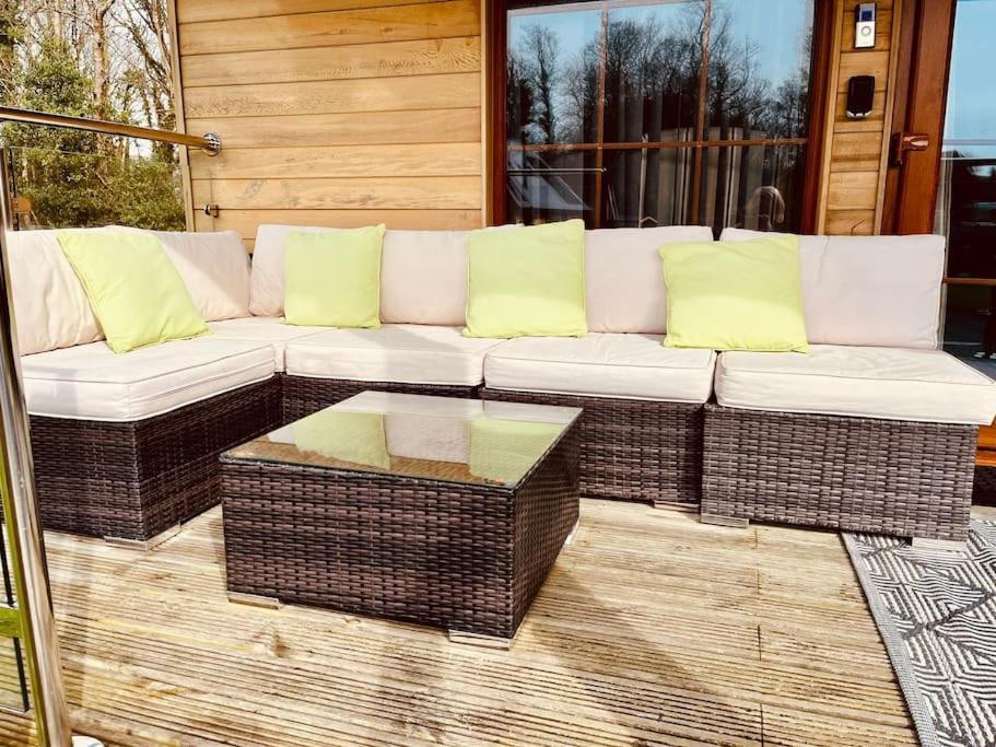 Artro Lodge Luxury 3 Bedroom, 3 Bathroom & Hot Tub Llanbedr  Exteriér fotografie